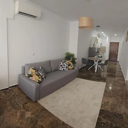 Tao City Center Apartment With Fee Wifi And Air Con By Namaste Elite Torremolinos Exterior photo